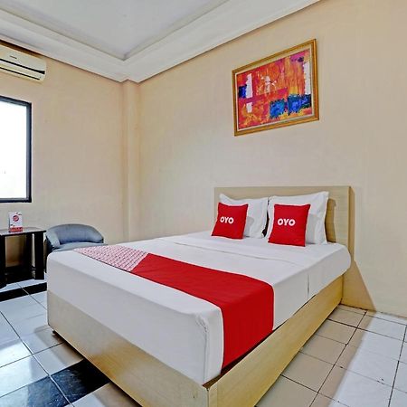 בנדונג Oyo 3953 Hotel Catellya II Cipaku מראה חיצוני תמונה