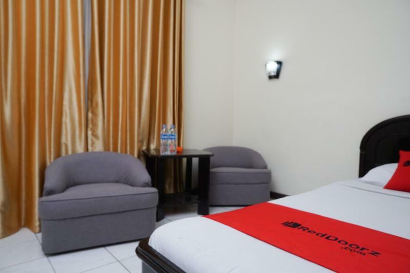 בנדונג Oyo 3953 Hotel Catellya II Cipaku מראה חיצוני תמונה
